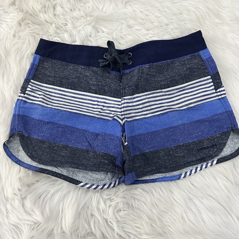 Patagonia Womens Striped Hiking / Swim Shorts Size 4 EUC Zipper Pocket